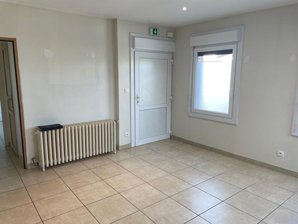 Local professionnel Maubeuge 31 m2