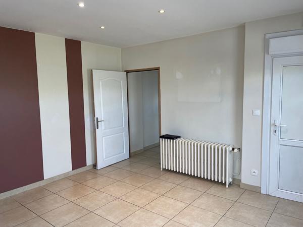 Local professionnel Maubeuge 31 m2
