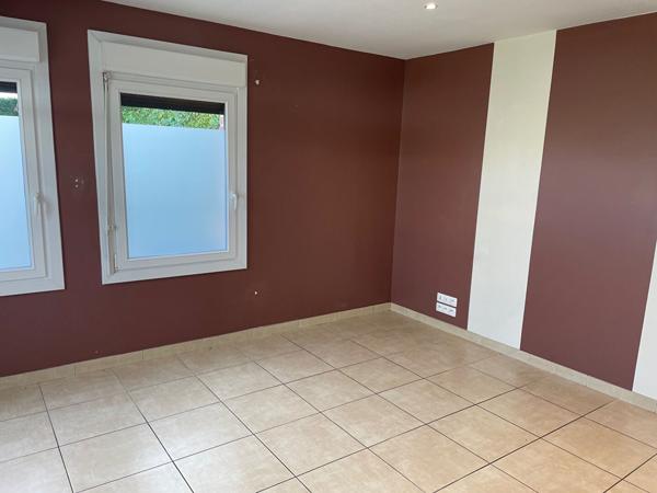 Local professionnel Maubeuge 31 m2