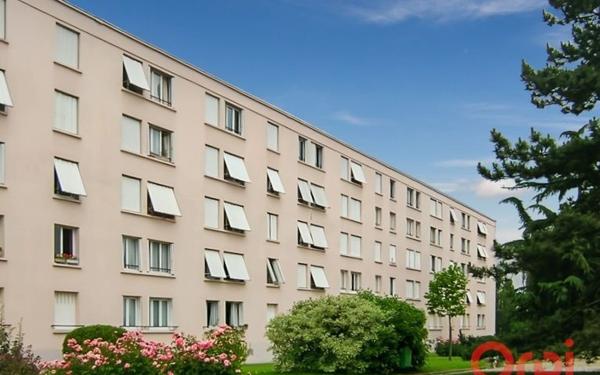 Appartement à vendre    3 pièces • 51,45 m2 Ermont