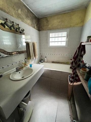 Terrain de loisirs - Bois - Etang à vendre à Saint-Louis à la Réunion (97450), ref : 97411-345