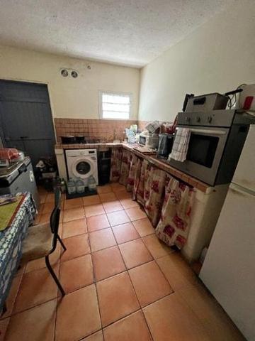 Terrain de loisirs - Bois - Etang à vendre à Saint-Louis à la Réunion (97450), ref : 97411-345