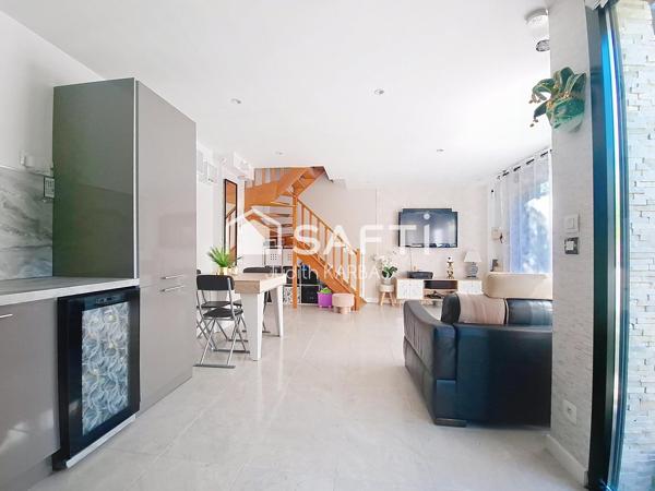 Appartement triplex avec exterieurs
