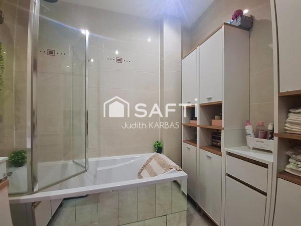 Appartement triplex avec exterieurs