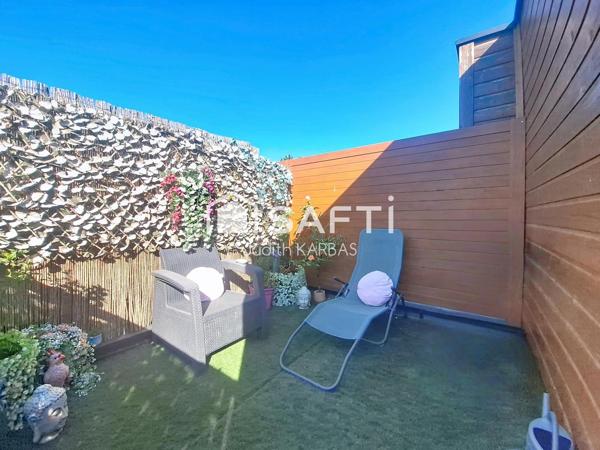 Appartement triplex avec exterieurs