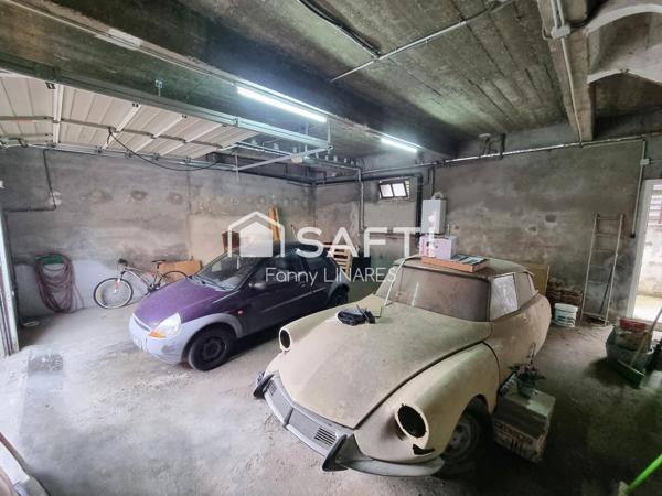 Quartier Torcatis, grand garage, appartement, cour
