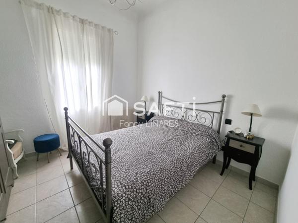 Quartier Torcatis, grand garage, appartement, cour