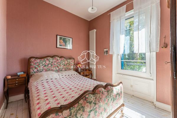 Maison de Caractère de 190 m² avec Jardin Arboré – Vic-le-Comte