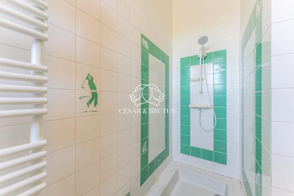 Maison de Caractère de 190 m² avec Jardin Arboré – Vic-le-Comte