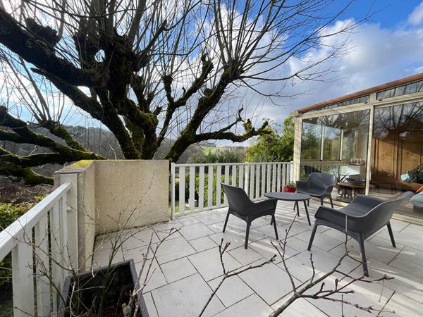 A Vendre Jolie Maison Type 6 dans une impasse à Coulounieix Chamiers (24660) avec vue& jardin