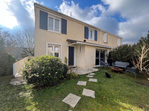 A Vendre Jolie Maison Type 6 dans une impasse à Coulounieix Chamiers (24660) avec vue& jardin