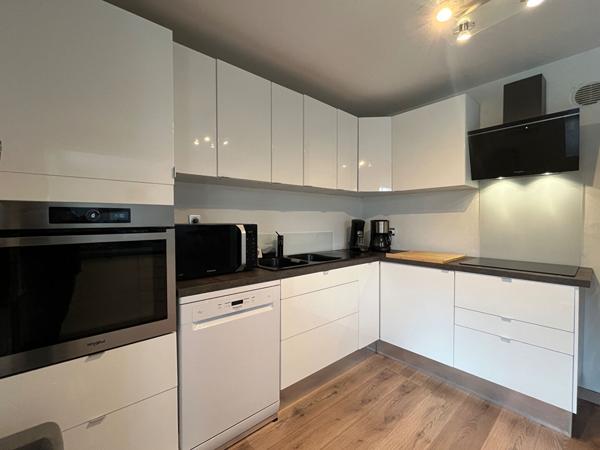 A Vendre Jolie Maison Type 6 dans une impasse à Coulounieix Chamiers (24660) avec vue& jardin