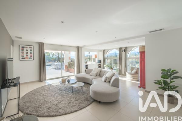 Maison à vendre 5 pièces 161 m² Mougins