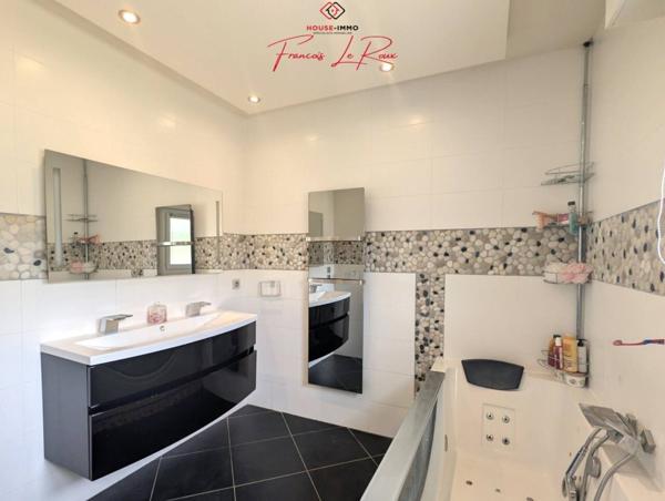 Maison à vendre 7 pièces de 163 m²