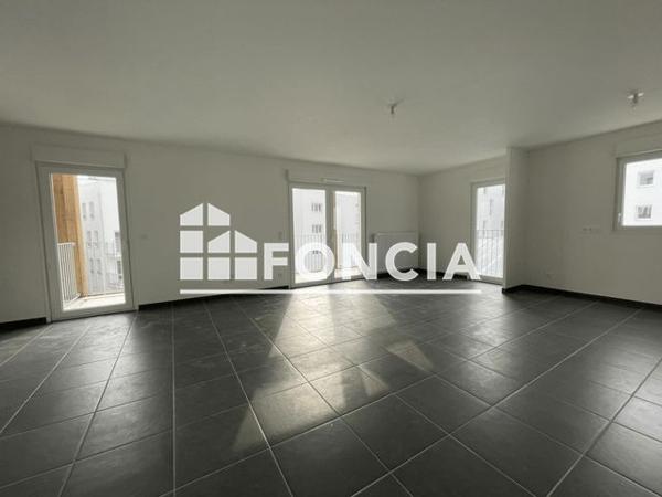 Location Appartement 4 pièces 92.36 m² - ECHO - C201 - 10 RUE RENE DUMONT Lagord 17140