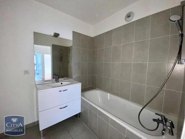 Appartement à louer 3 pièces 62.2m²