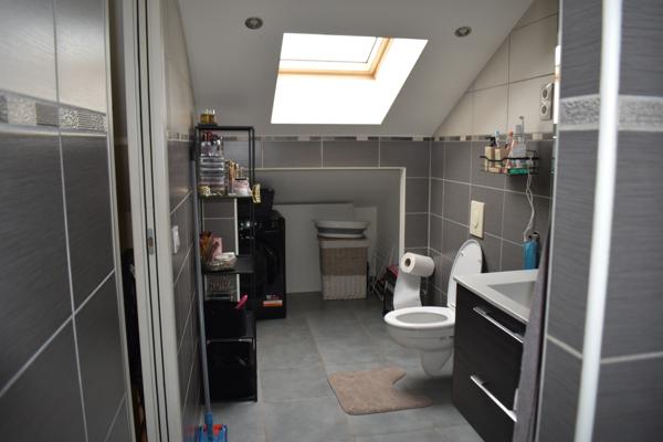 Immeuble
        
        - 220 m² 177 000 € *