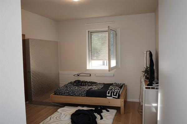 Immeuble
        
        - 220 m² 177 000 € *