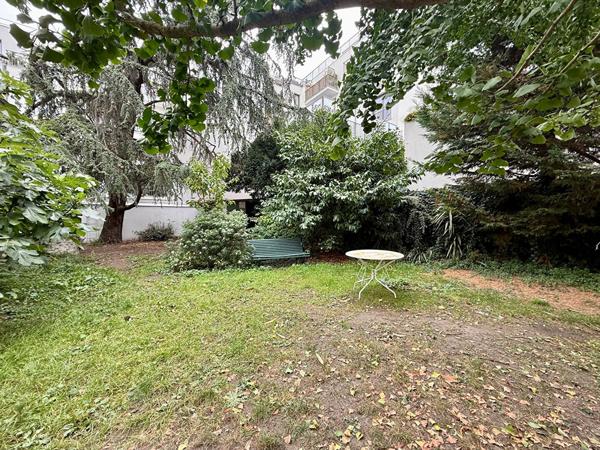 Maison 7 pièces 249 m2