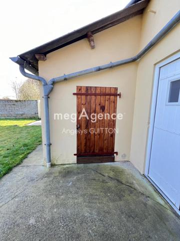 Maison à Beaumont-sur-Sarthe, 72170 - 2 pièces 60m²