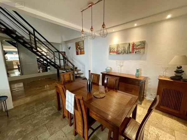 Maison à vendre à Saint-Paul à la Réunion (97435), ref : 97409-276