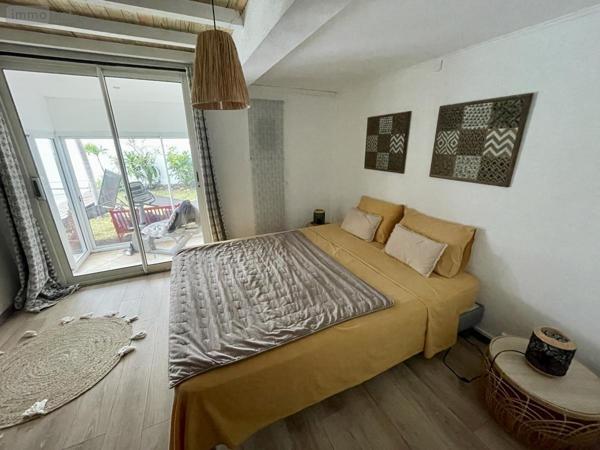Maison à vendre à Saint-Paul à la Réunion (97435), ref : 97409-276