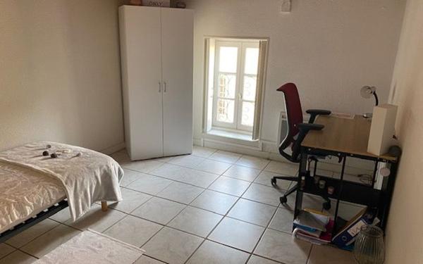 Appartement à louer    4 pièces •  La Côte-Saint-André