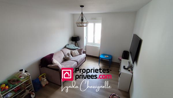 APPARTEMENT T 4 - 2 CHAMBRES- ROANNE
