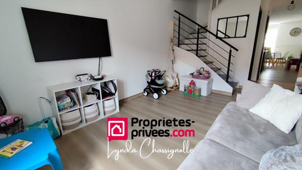 APPARTEMENT T 4 - 2 CHAMBRES- ROANNE
