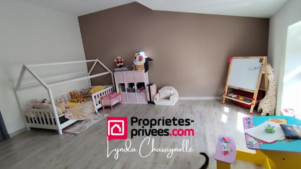 APPARTEMENT T 4 - 2 CHAMBRES- ROANNE