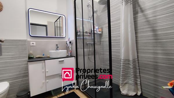 APPARTEMENT T 4 - 2 CHAMBRES- ROANNE