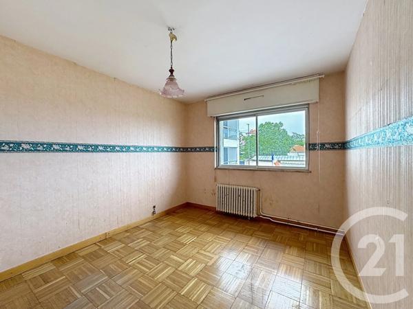 Maison à vendre  6 pièces - 163 m 2   ST MAX  - 54
