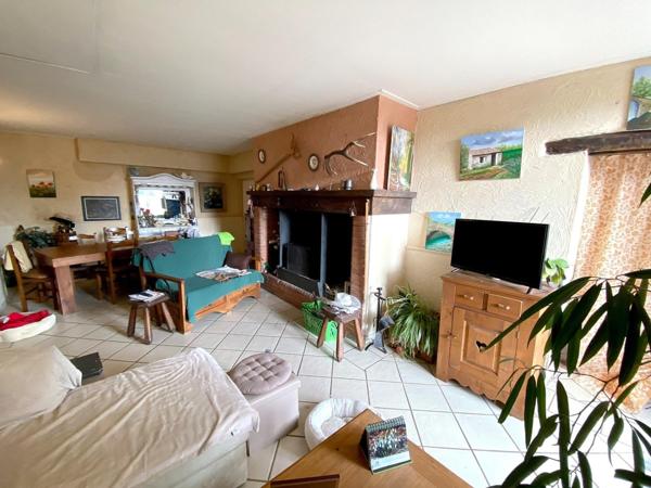 Ensemble immobilier 548 m² sur 12000 m²