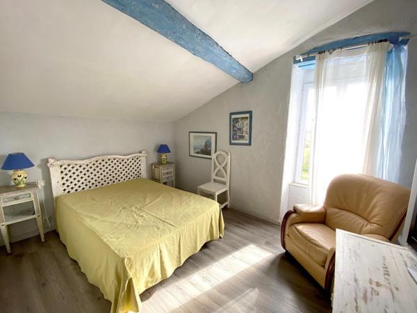 Ensemble immobilier 548 m² sur 12000 m²