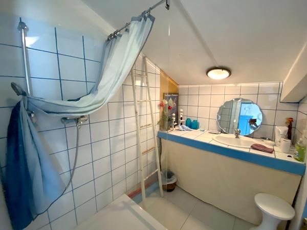 Ensemble immobilier 548 m² sur 12000 m²