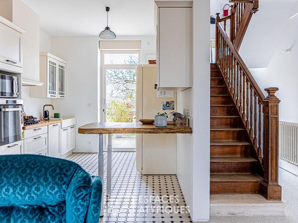 Elégante bâtisse de 1903