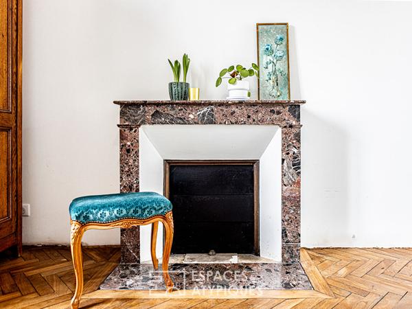 Elégante bâtisse de 1903