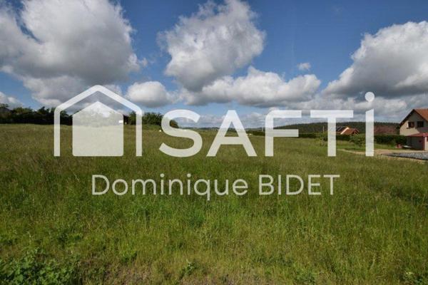 Terrain à bâtir de 1392 m2. Vue remarquable