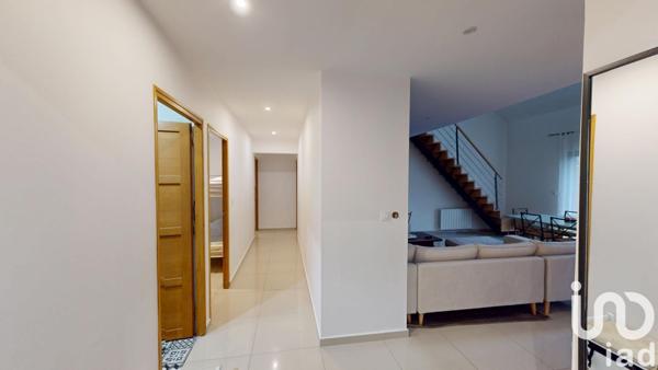 Maison 5 pièces de 130 m² à Melun (77000)