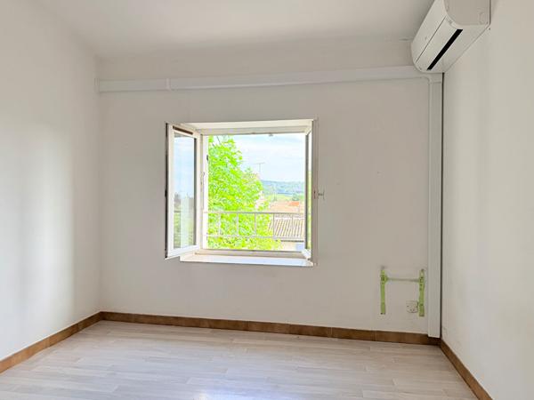 Immeuble 7 pièces 103 m2