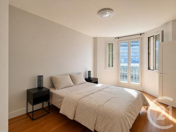 Appartement F3 à vendre  3 pièces - 81,02 m 2   PARIS  - 75014