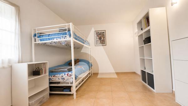 Appartement 4 pièces 79.4 m2