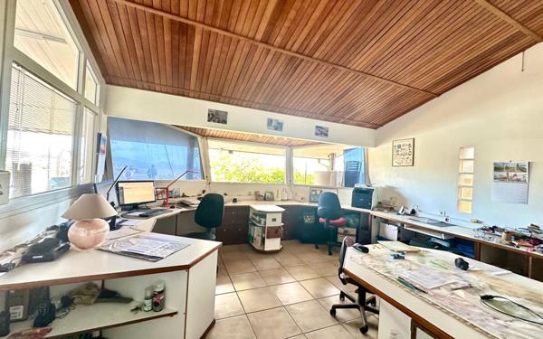 Maison à vendre    5 pièces •  Koungou