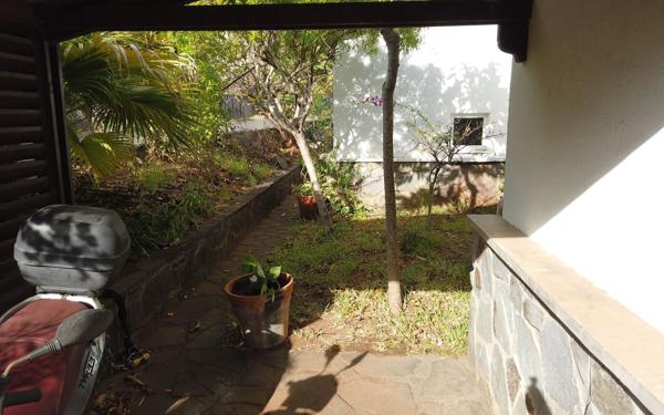 Maison à vendre    5 pièces •  Koungou