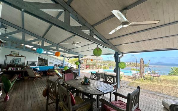 Maison à vendre    5 pièces •  Koungou