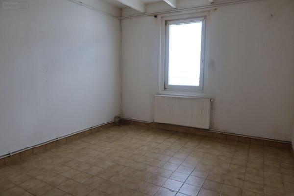 Maison à vendre à Landivisiau dans le Finistère (29400), ref : 4096