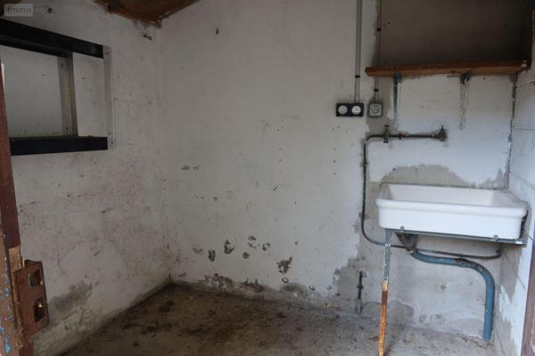 Maison à vendre à Landivisiau dans le Finistère (29400), ref : 4096