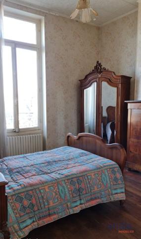 VENTE d'une maison T11 (256 m²) à CHATEAUMEILLANT