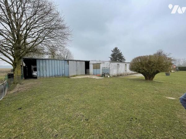 Maison de plain-pied, A vendre en viager, le bouquet est de 100 000 € et la rente viagère de 520 €