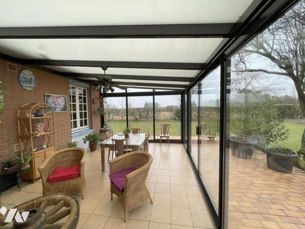 Maison de plain-pied, A vendre en viager, le bouquet est de 100 000 € et la rente viagère de 520 €